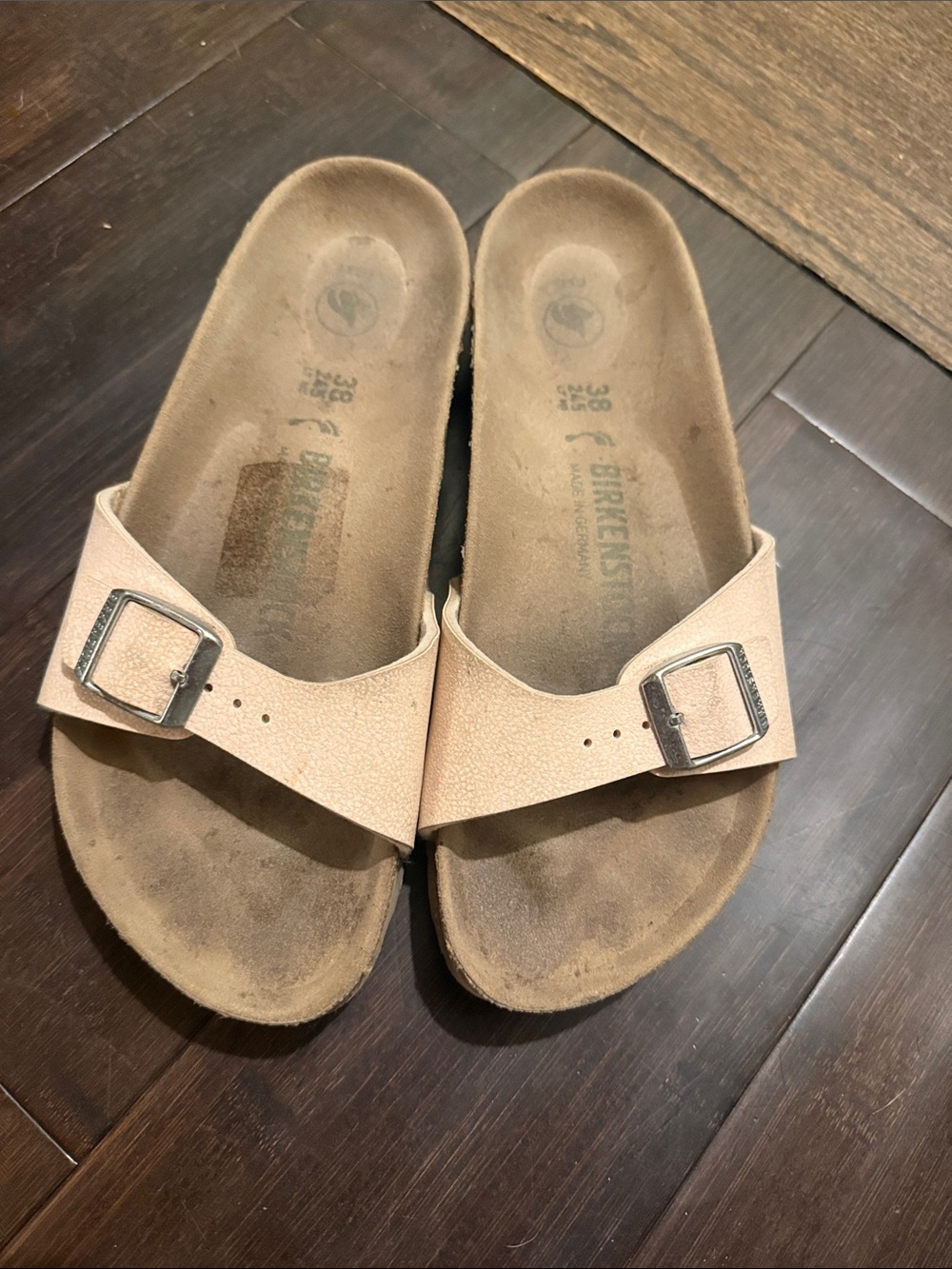Birkenstock Single Strap Sandal - Light Pink